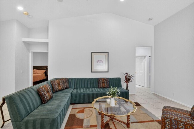 Building Photo - 7910 Laina Ln