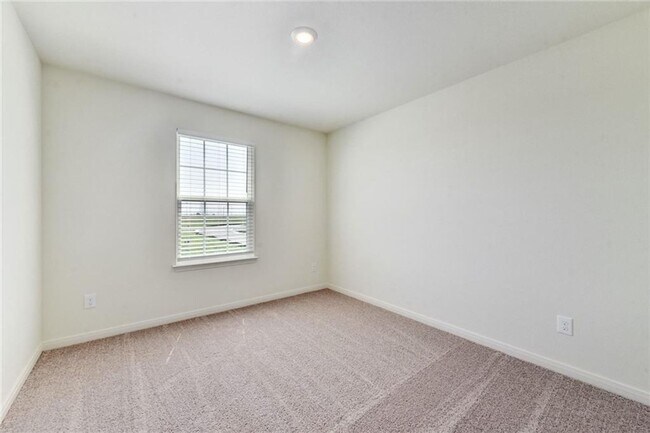 Building Photo - 4 BR/2.5 BA - 2198 SF - Stonebridge Crossi...
