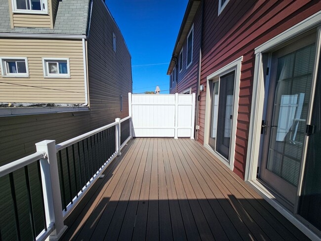 Building Photo - Amazing 2 bedroom apartment in Lawrencevil...