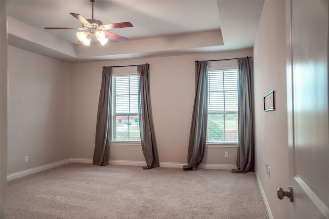 Building Photo - 9535 Scanlan Heights Ln