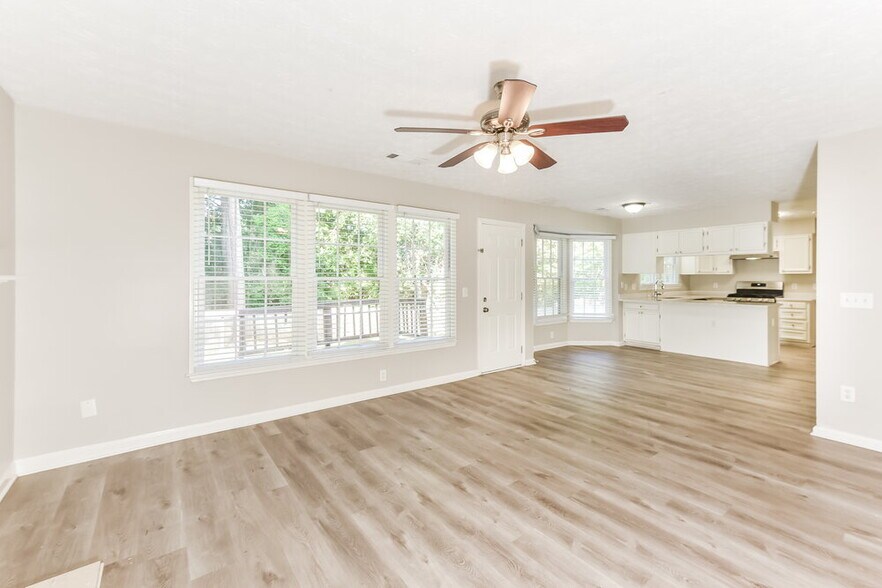 Building Photo - 4877 Fielding Way