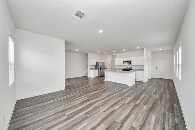 Building Photo - 10304 Florance Spring Dr