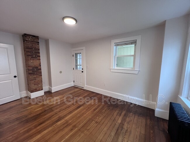 Building Photo - 69 Jaques St