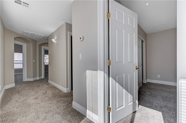 Building Photo - 9004 Snowtrack Ave