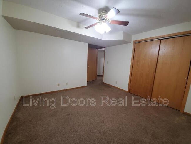 Building Photo - 6441 Whitewater Ln