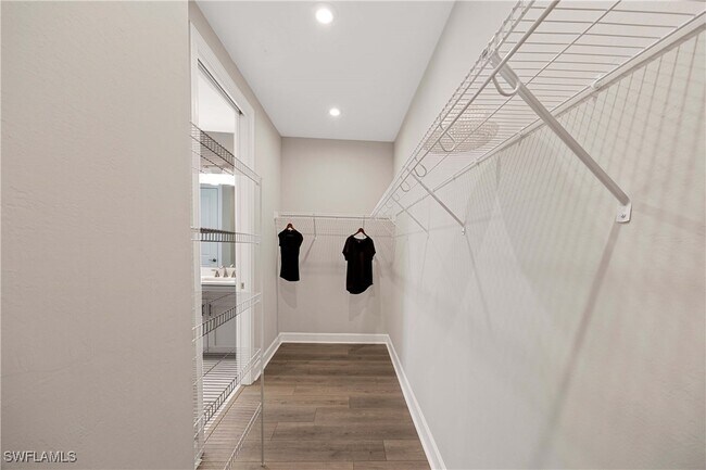 Building Photo - 15256 Zeno Wy