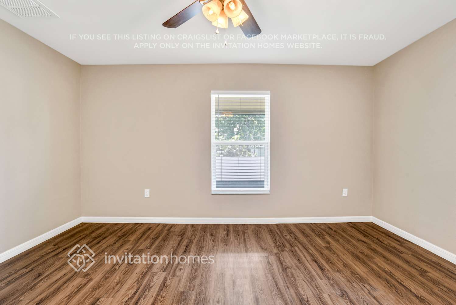 Building Photo - 327 Blue Bayou Dr