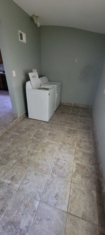 Building Photo - 18 W 80th St