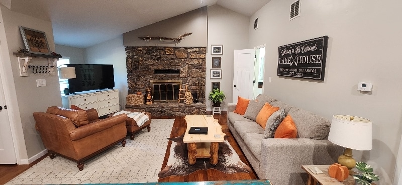 Building Photo - 56525 E 306 Rd