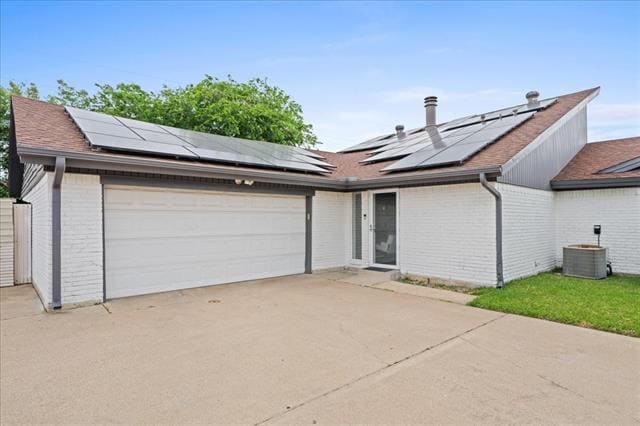 Building Photo - 3925 Greenhills Ct