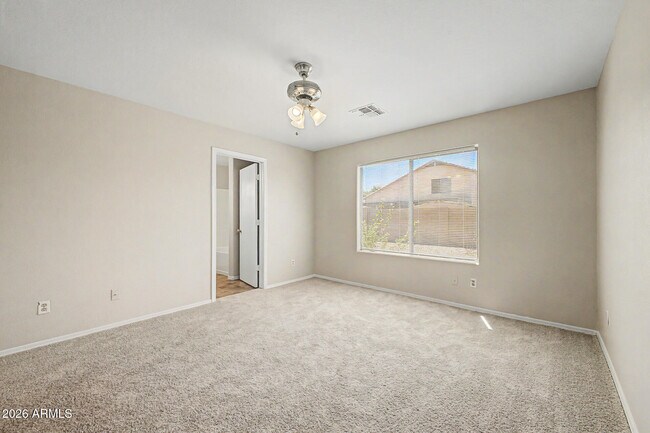 Building Photo - 8133 W Magnolia St