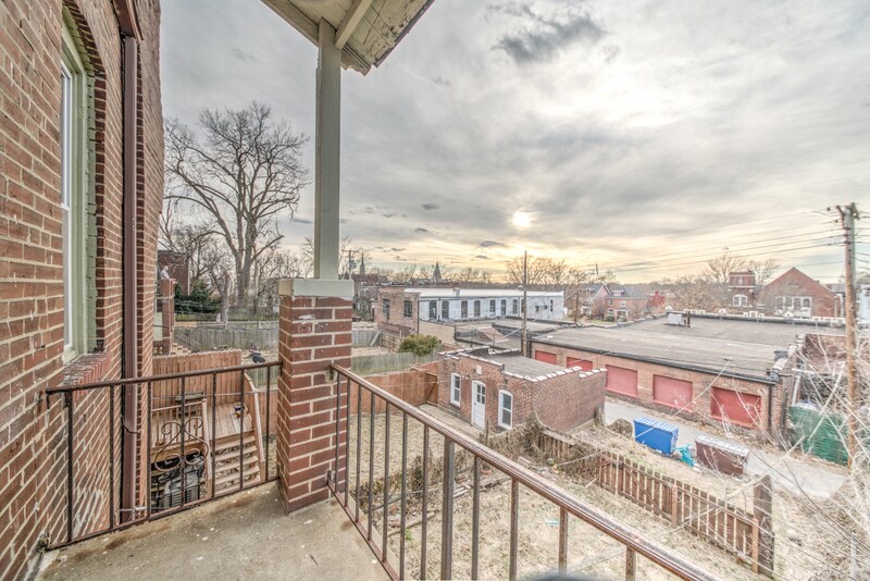 Building Photo - 2211 Indiana Ave