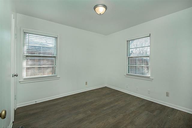 Building Photo - 1925 Hilltop Dr