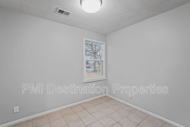 Building Photo - 16306 W 141st Terrace