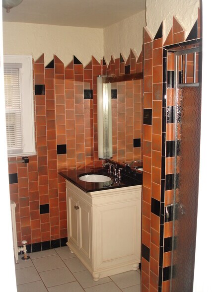 Bathroom - 197 Barton Ave