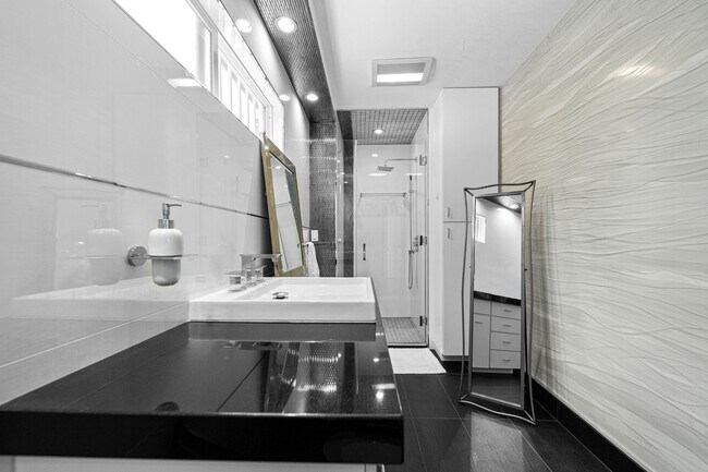 Building Photo - 11372 Dona Teresa Dr
