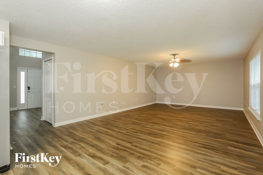 Building Photo - 3500 Hickory Landing Ct