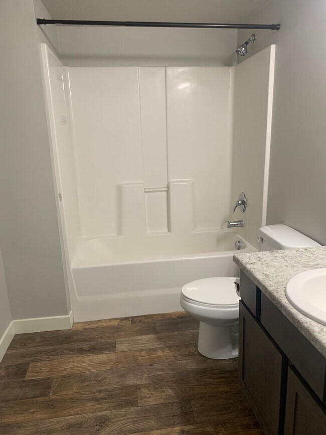 Building Photo - Lyman Triplex