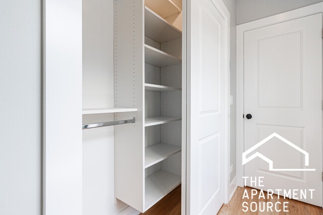 Building Photo - 2457 W Logan Blvd