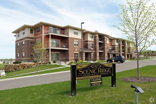 Primary Photo - Scenic Ridge Apartments