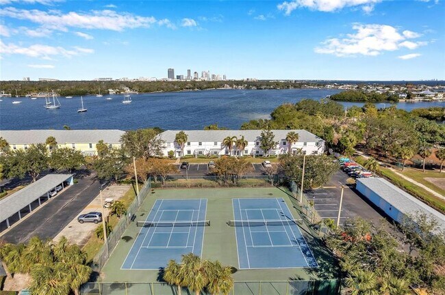 Building Photo - 107 Sea Horse Dr SE