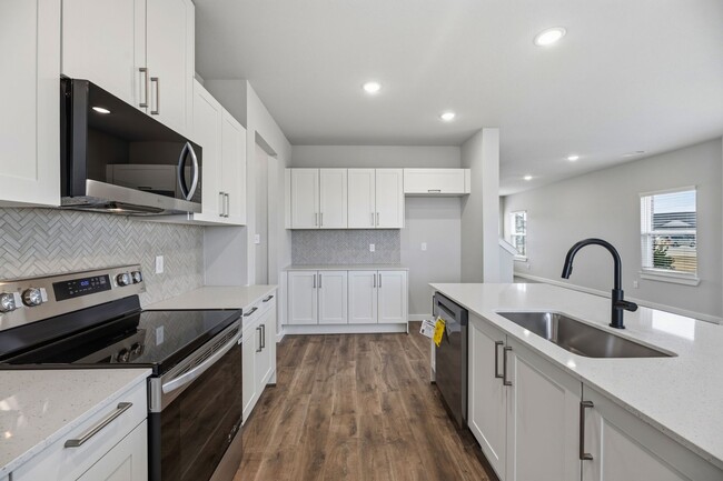 Building Photo - AVAILABLE NOW!  CUL-DE-SAC TRIPLEX LOT LOCATED ON 1-ACRE IN MIDLOTHIAN, TX!