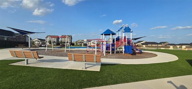 Building Photo - 446 Sormonne Lp