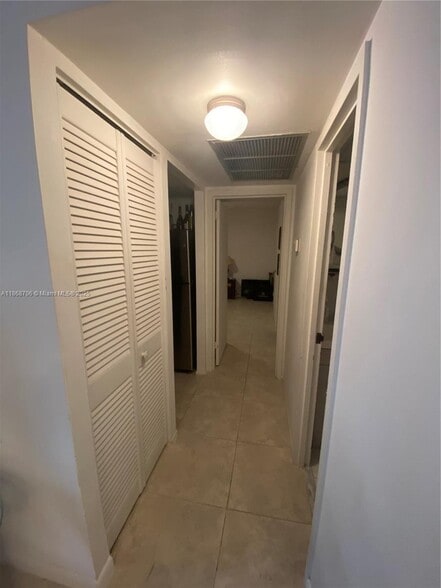 Building Photo - 200 177th Dr