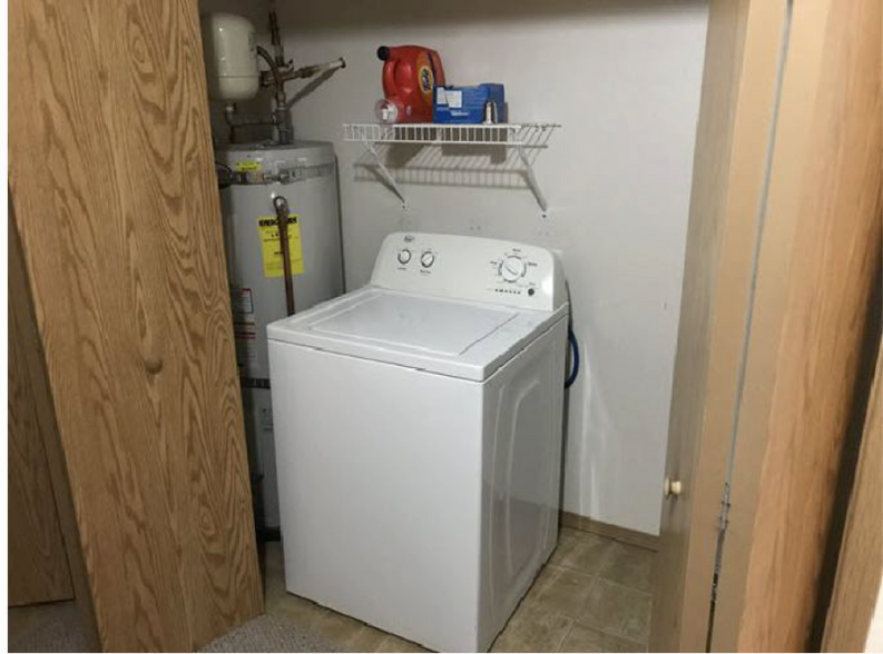 Building Photo - 51 Appleway Dr