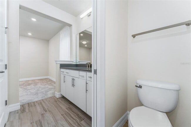 Building Photo - 9242 Hanging vine court