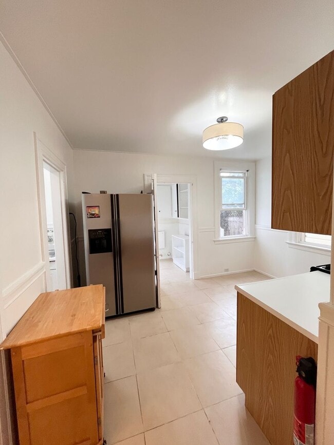 Building Photo - Large, Beautiful Home near Dolores Park!