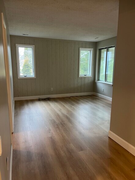 Den - 7 Nantucket Ct