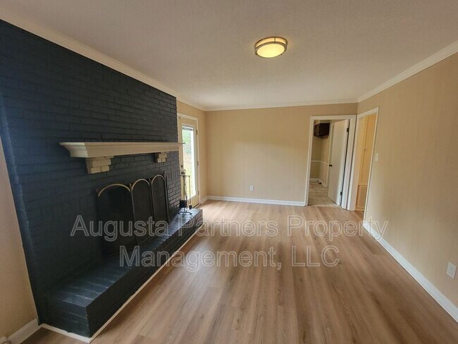 Building Photo - 117 Glenora Ct