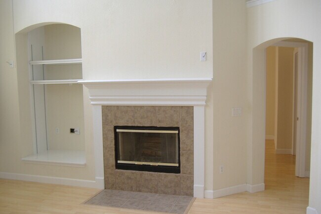 Building Photo - GREAT SPACIOUS 2 STORY HOME IN AVALON PARK in EAST ORLANDO