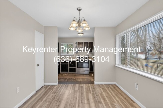 Building Photo - Updated 3-Bedroom Home with Fenced Yard in Florissant