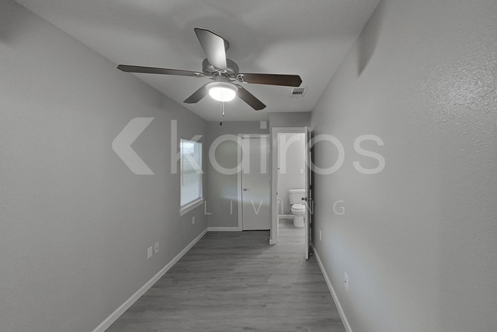 Building Photo - 10405 Barada St