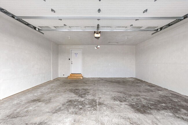 Building Photo - 4826 N Marlo Wy