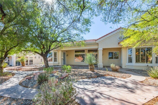 Building Photo - 10548 Findlay Ave