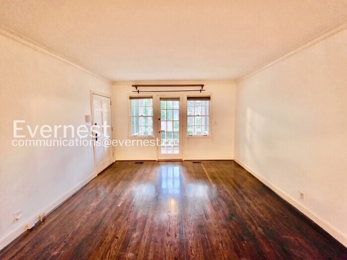 Building Photo - 55 Delmont Dr NE