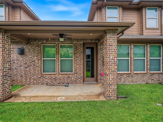 Building Photo - 24227 Peralta Glen Ln