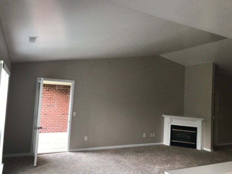 Building Photo - 26905 Carrington Pl