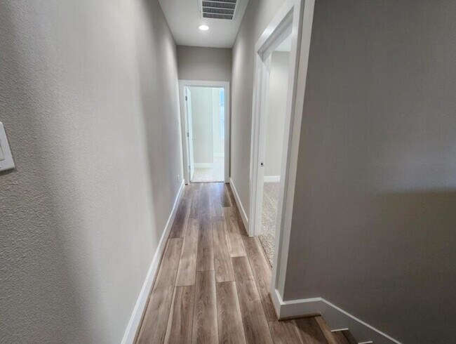 Building Photo - 3206 Bostic St