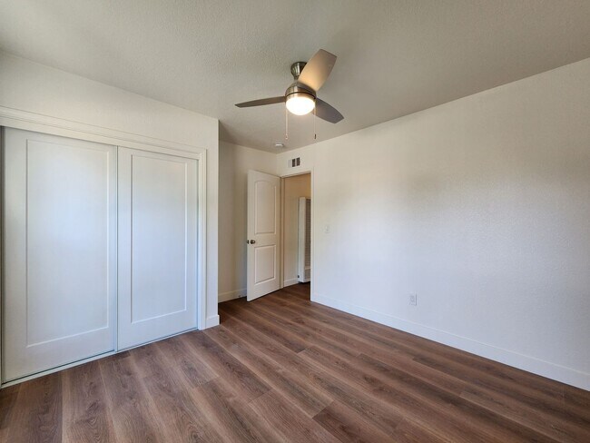 Building Photo - 3 Bedroom Home in NW Santa Rosa