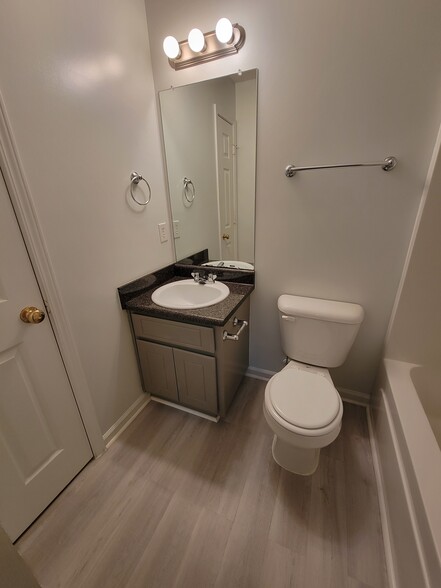 Guest Bathroom with great closet for more storage - 103 Pasofina Dr