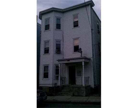 Building Photo - 38 Crescent Ave