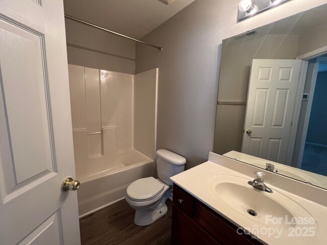 Building Photo - 18429 Streamline Ct