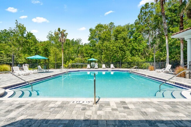 Building Photo - 415 S Villa San Marco Dr