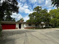 Building Photo - 3 bedroom 2 bath home on property