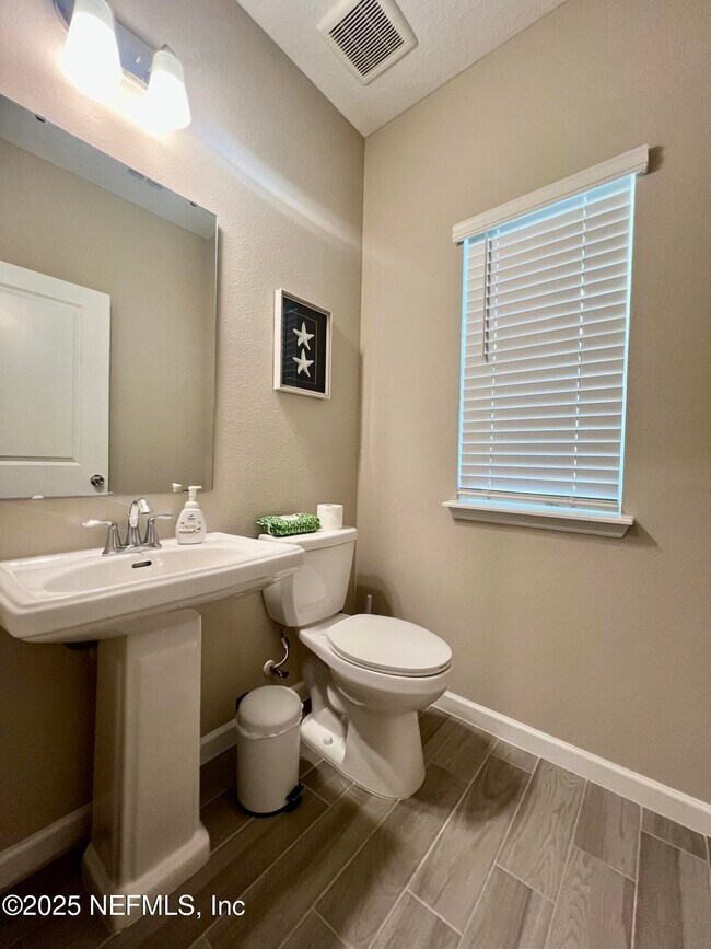 Building Photo - 2904 Armsdale Rd