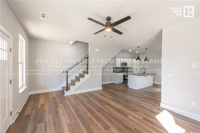 Building Photo - 1018 S Laramie Hts